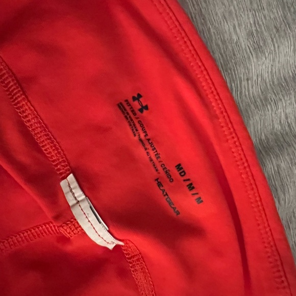 Under Armour orange/red geometric training leggings size M - Picture 2 of 3